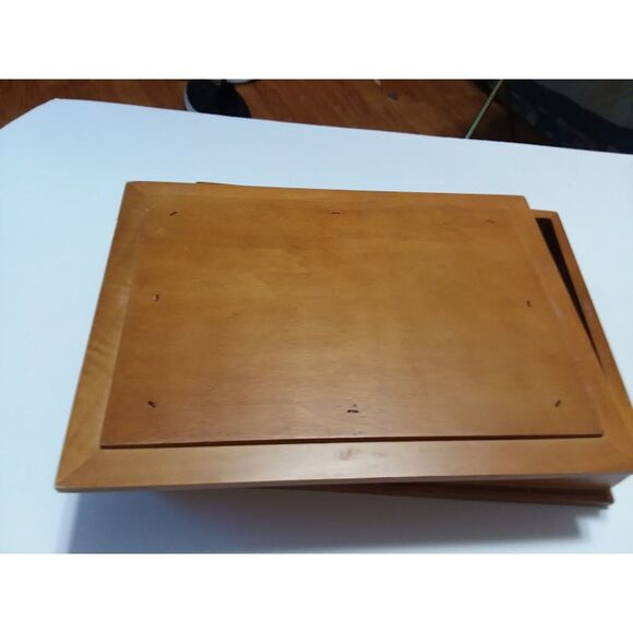 Clarence A Wells Maple Wood Box Lid Fish Carving Gold Finish  11"X 9"x3" Vintage - Picture 7 of 11